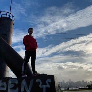 Meet your Posher, Adam